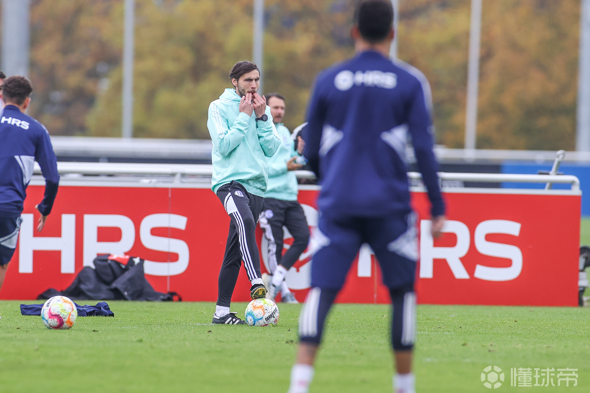 爱游戏在线-沙尔克将在与狼堡的比赛中全力拼搏的简单介绍