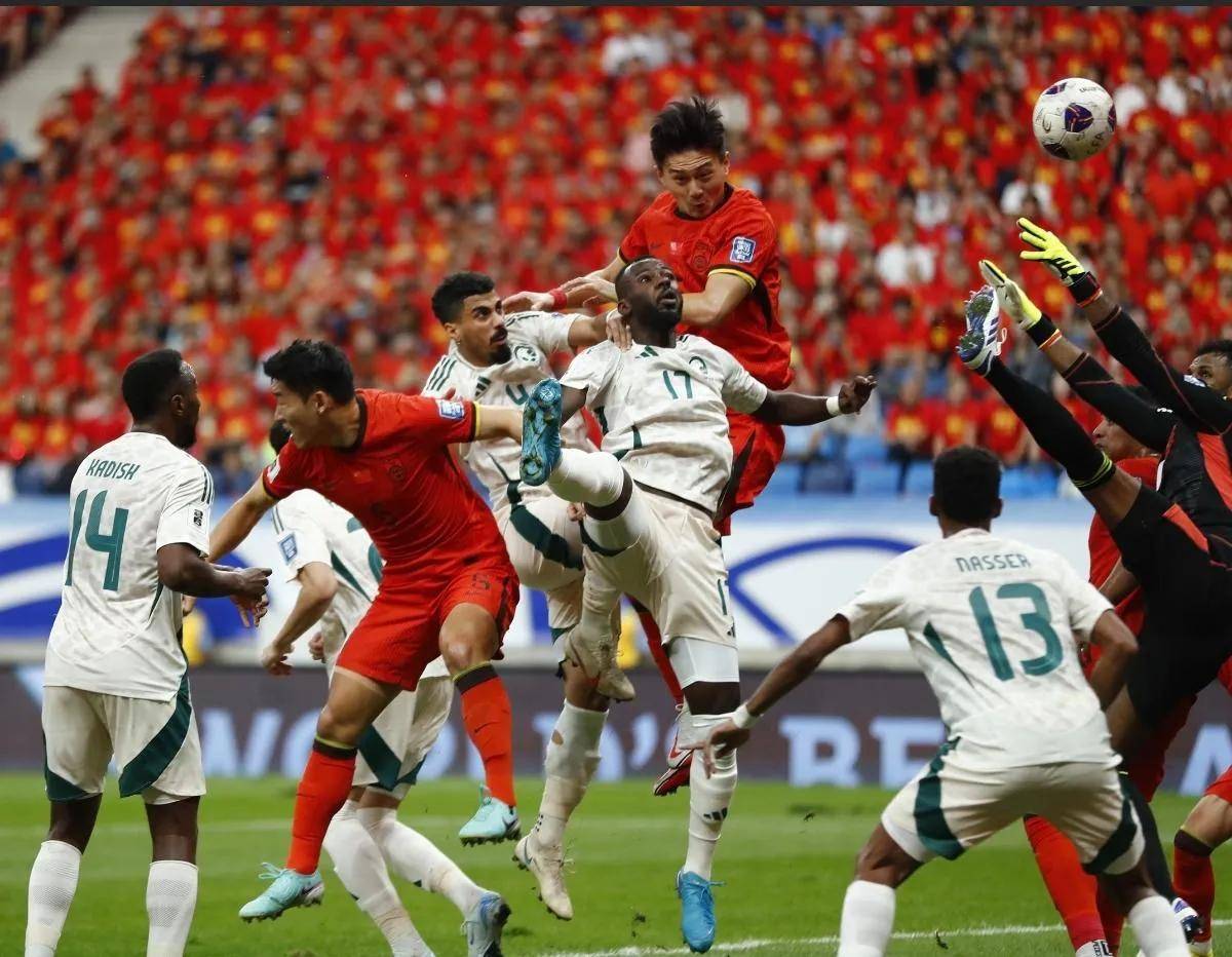 爱游戏入口-欧洲豪强在亚洲赛场展现出色,取得连胜