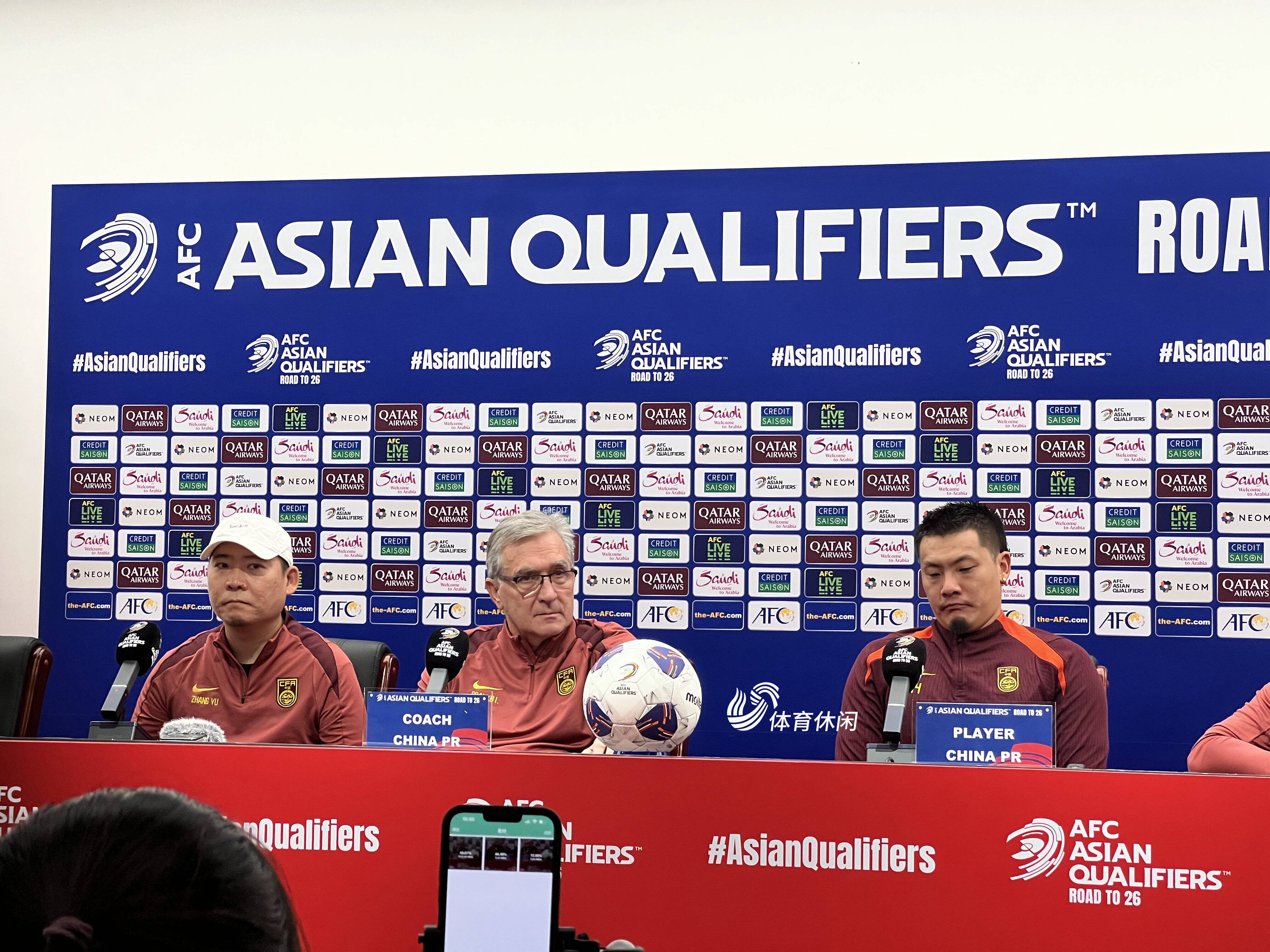 爱游戏官方入口-关于国际足坛上一场紧张比赛引发球迷热议,意外发生的信息