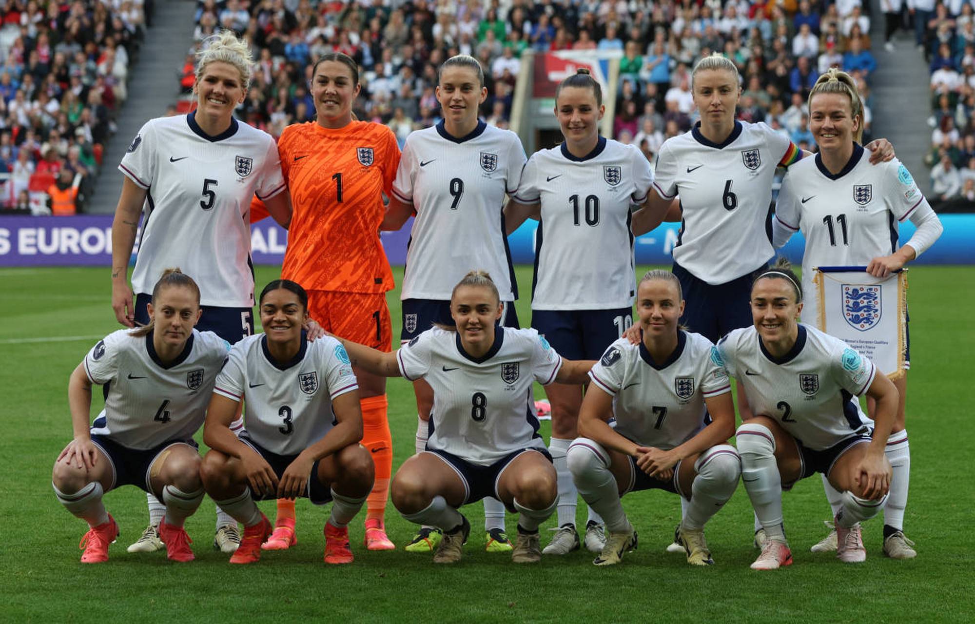 爱游戏娱乐-德国队力争战胜英格兰，晋级欧洲杯半决赛