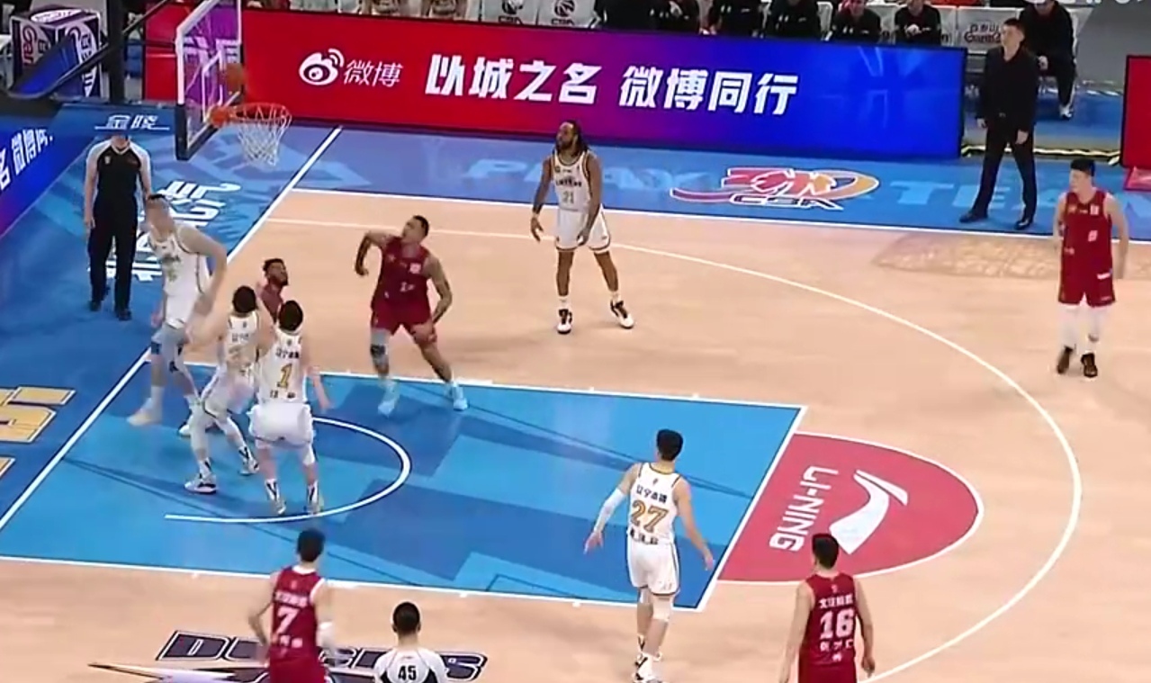 北京男篮主场大胜，展现不可阻挡的势头的简单介绍