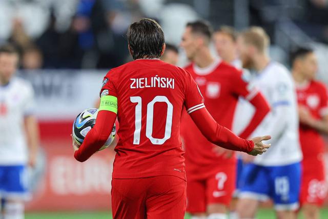 乌克兰队员备战波兰队,实力值得期待 乌克兰队员备战波兰队,实力值得期待