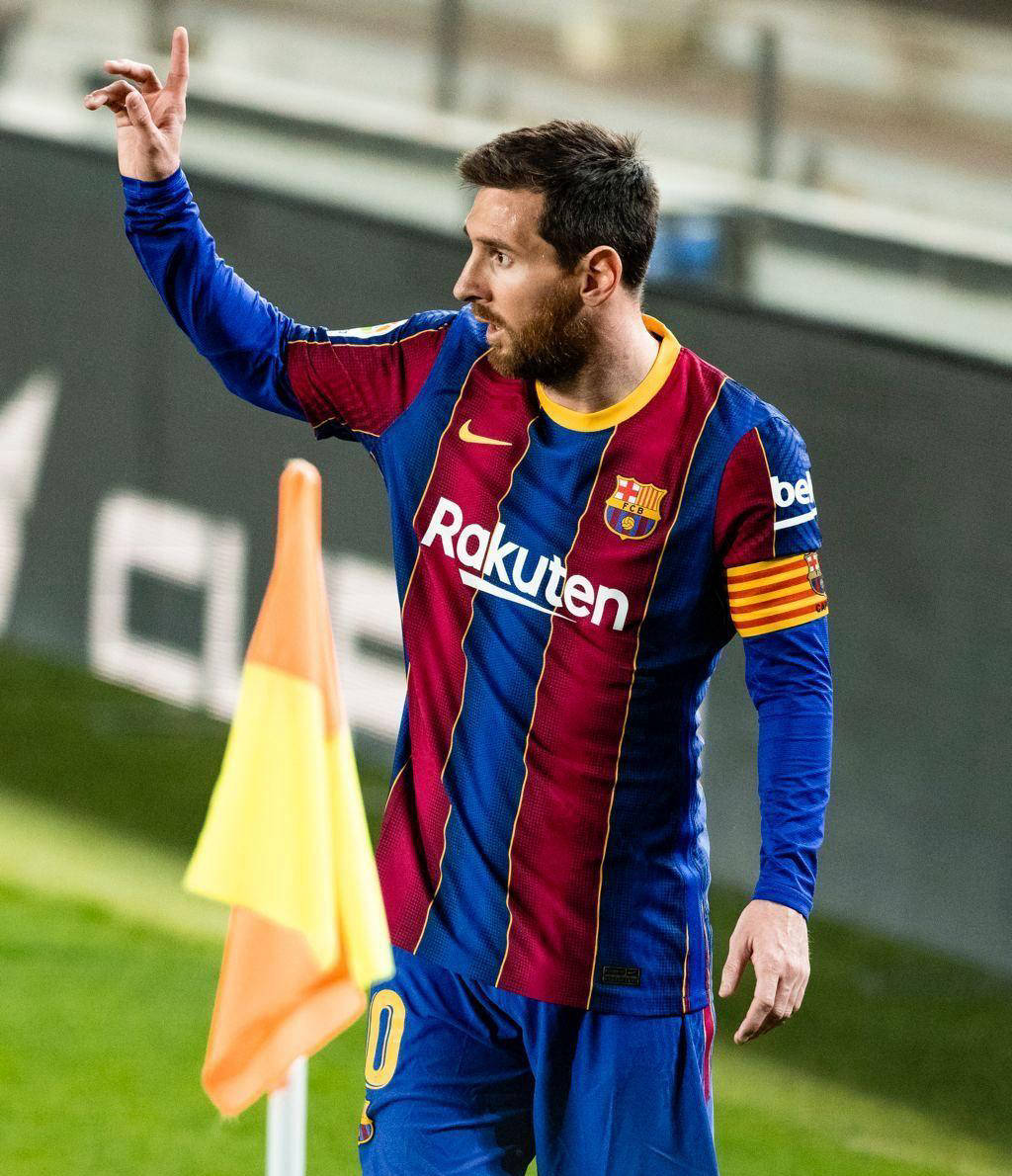 梅西率队轻松取胜,巴萨升至积分榜第三 梅西率队轻松取胜,巴萨升至积分榜第三