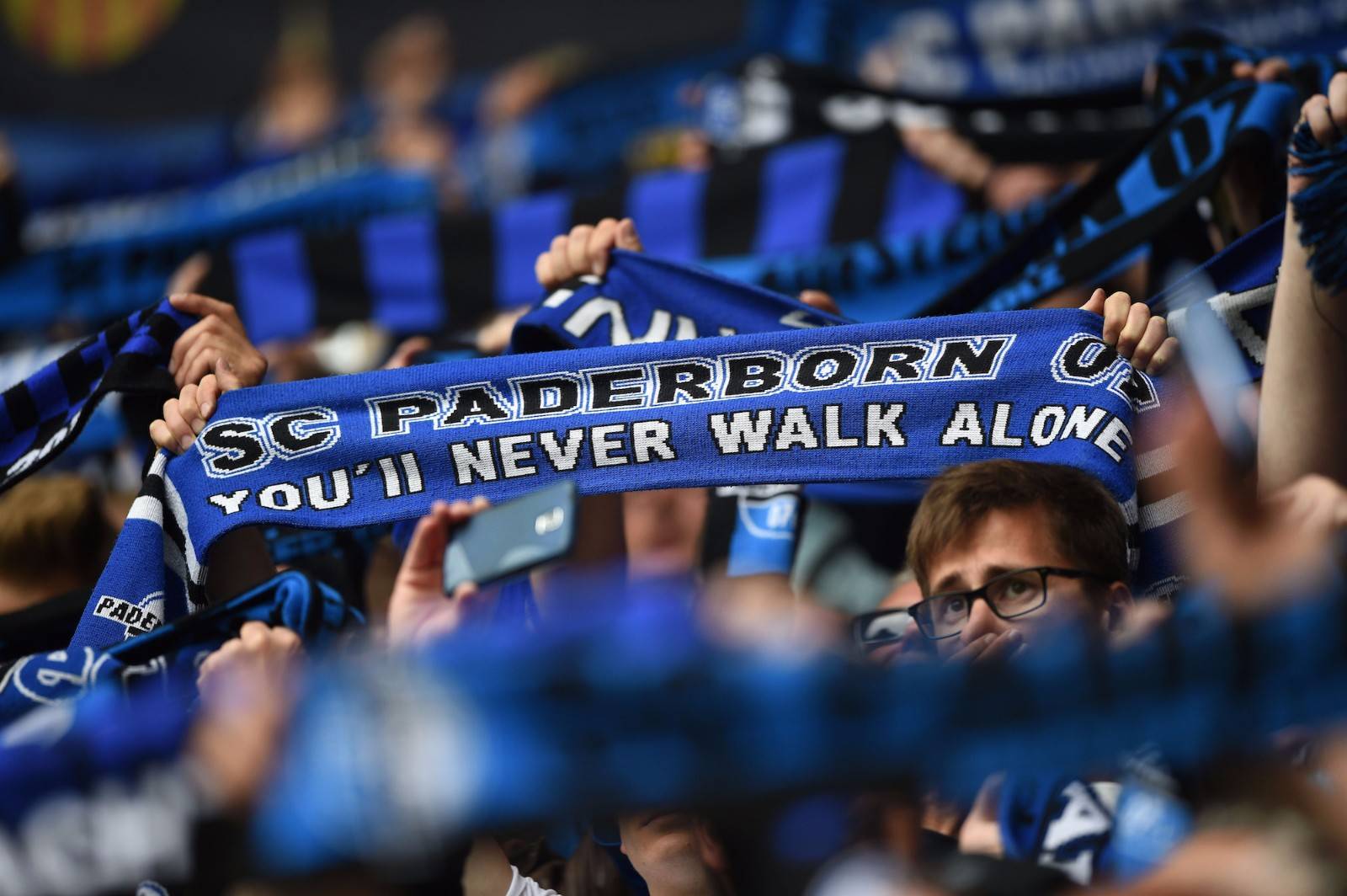 沙尔克球员体能回升,预计下轮比赛状态更好 沙尔克球员体能回升,预计下轮比赛状态更好