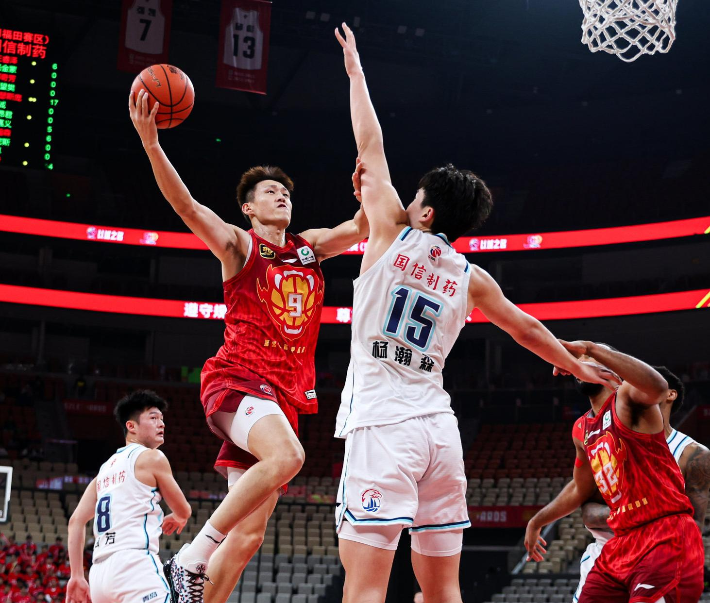 爱游戏下载-关于CBA新赛季开幕倒计时，球员合练备战气势如虹的信息