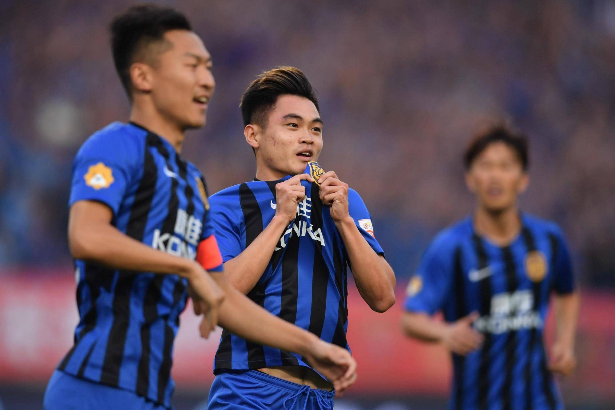 江苏苏宁迎来成都兴城，胜利将为哪一方倾注祝福？