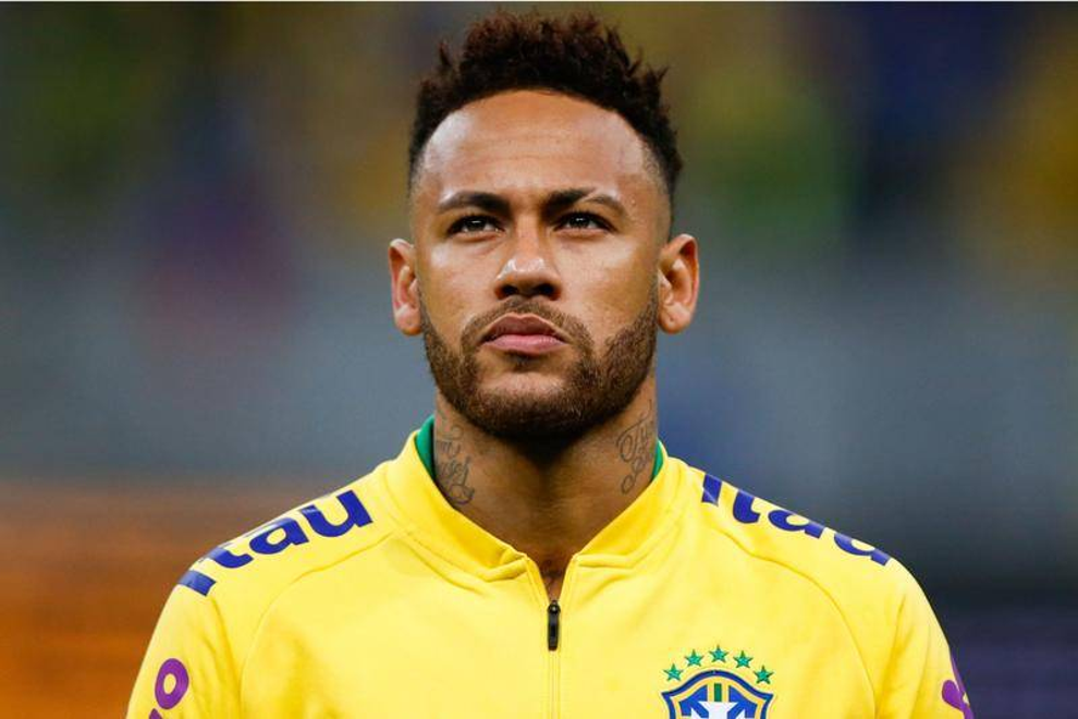 巴西球员表现亮眼,赢得芳心 巴西球员表现亮眼,赢得芳心