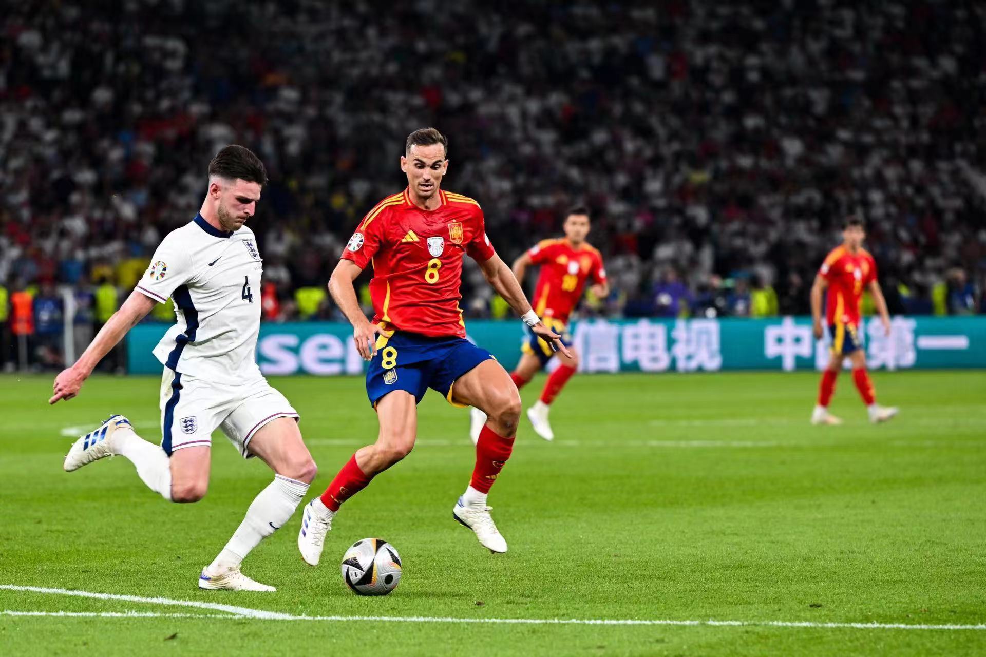 西班牙队在欧洲比赛中大放异彩