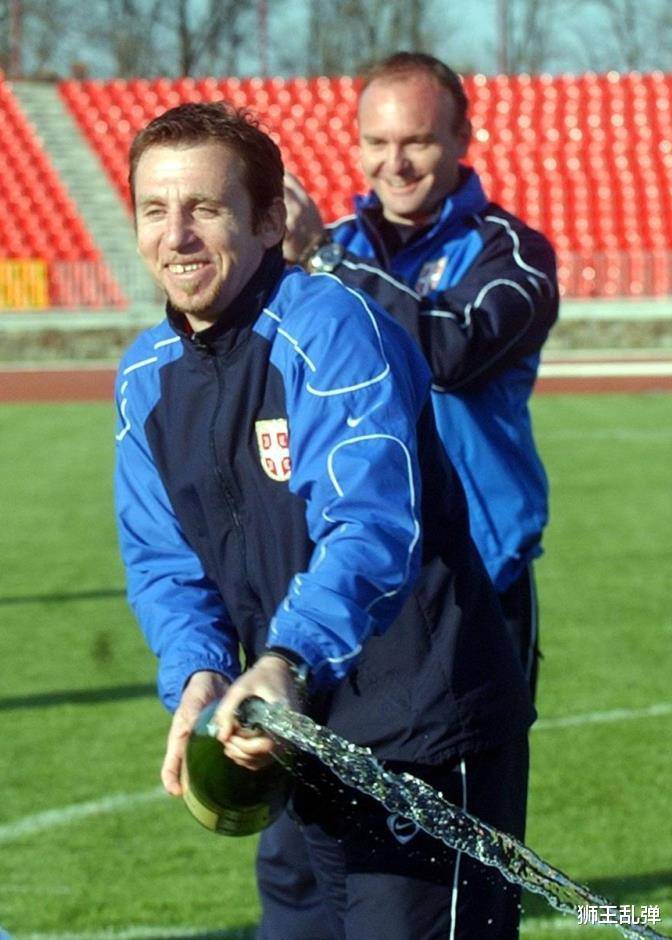 爱游戏APP-球队主教练战术妙用,带领球员在挑战中有惊喜的简单介绍