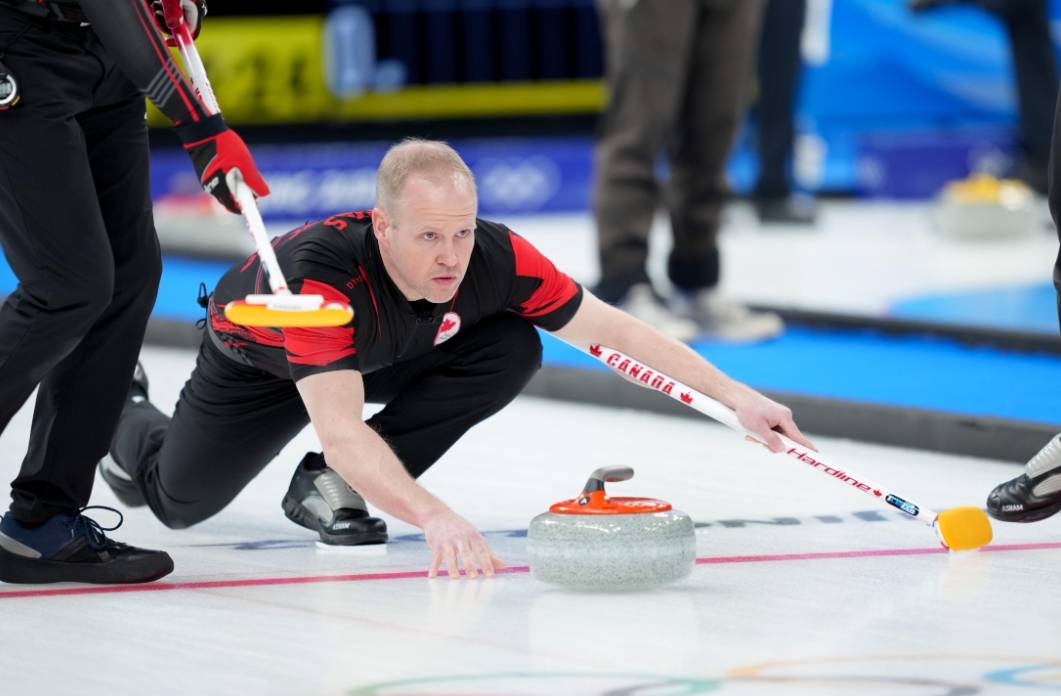 瑞士队备战备受体能教练关注 瑞士队备战备受体能教练关注