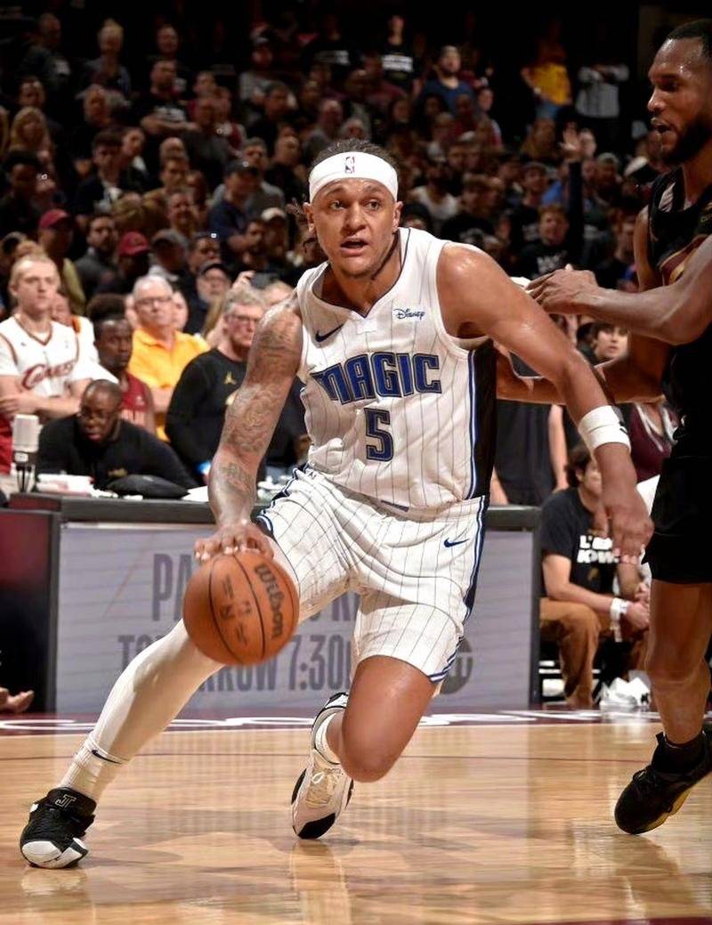 关于爵士队内部斗争激烈,主帅难以调和的信息 关于爵士队内部斗争激烈,主帅难以调和的信息