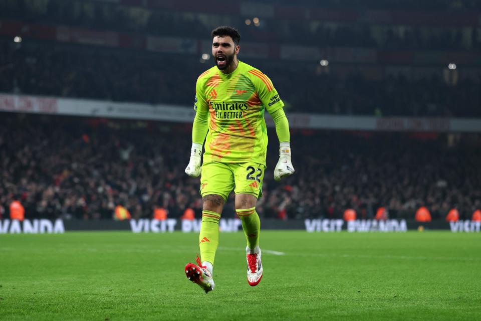 爱游戏官网-包含阿森纳客场逼平对手,客场不败保持连胜的词条