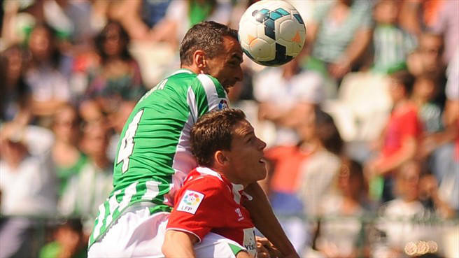 爱游戏在线-帕尔马硬战维罗纳,最终险胜拿下分的简单介绍