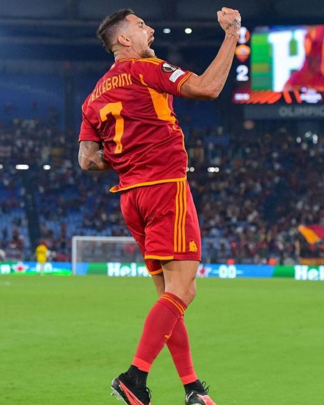 爱游戏在线-力挽狂澜:比赛中一方突发状况引发激烈反击