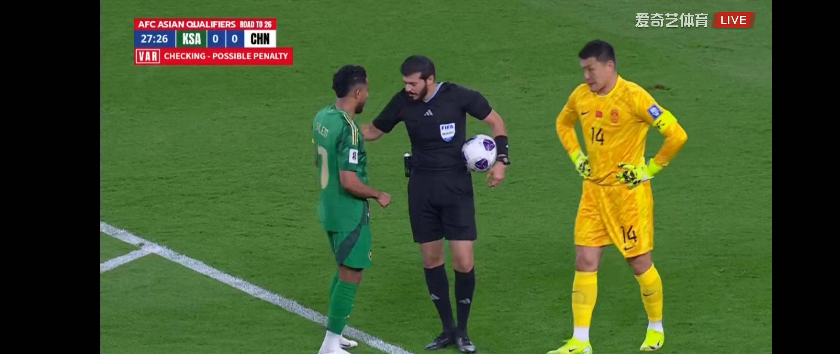 汉堡球队客场平局,难挽连败势头 汉堡球队客场平局,难挽连败势头