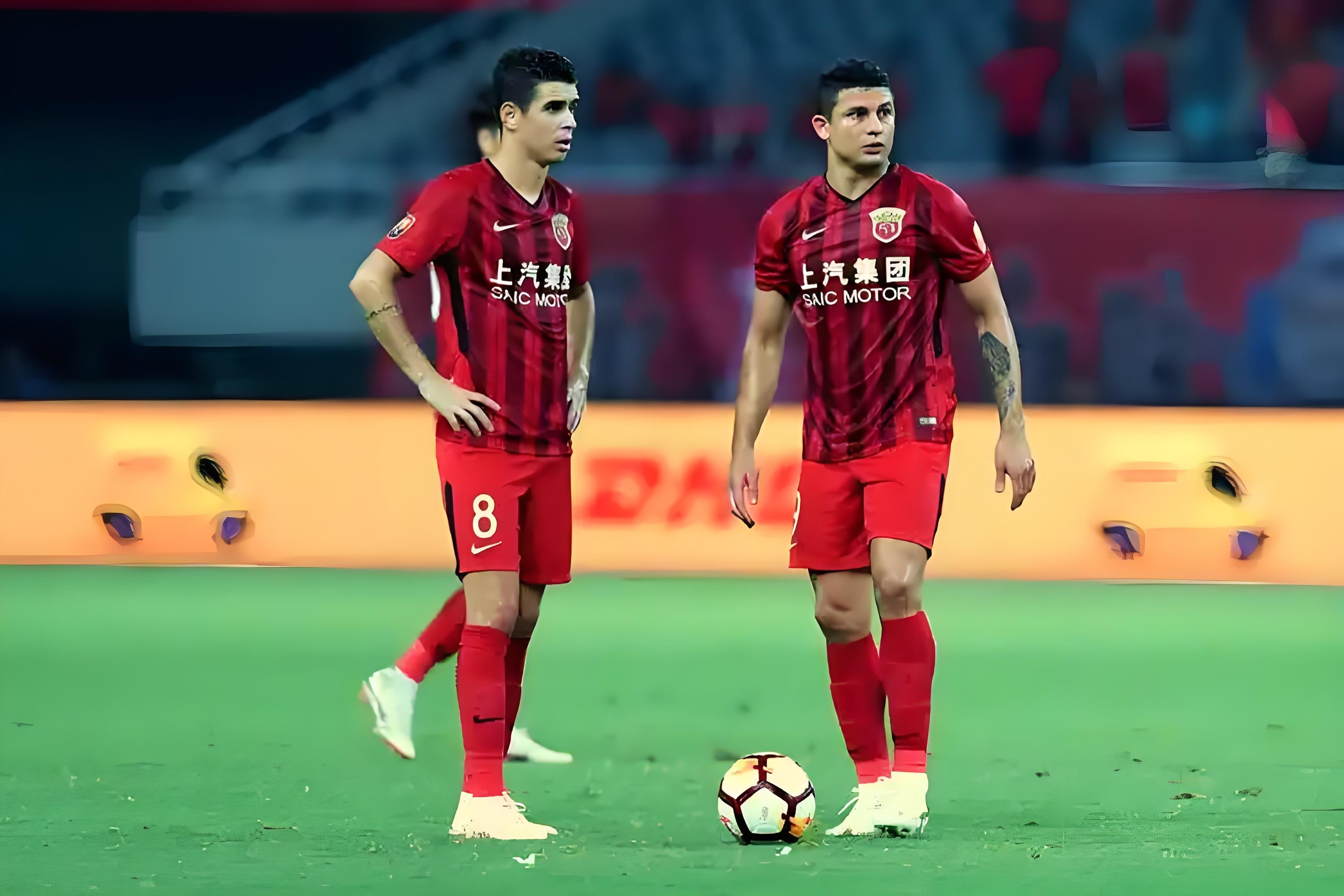 爱游戏官网-意外事件在比赛中频频发生,双方鏖战