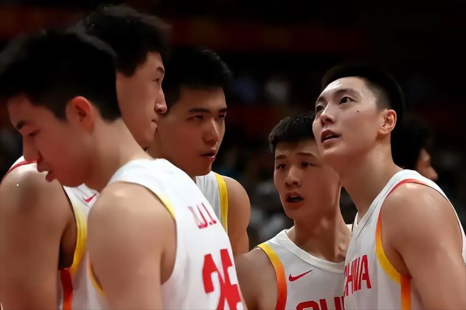 比赛前夕球员集训状态紊乱,备战受阻 比赛前夕球员集训状态紊乱,备战受阻