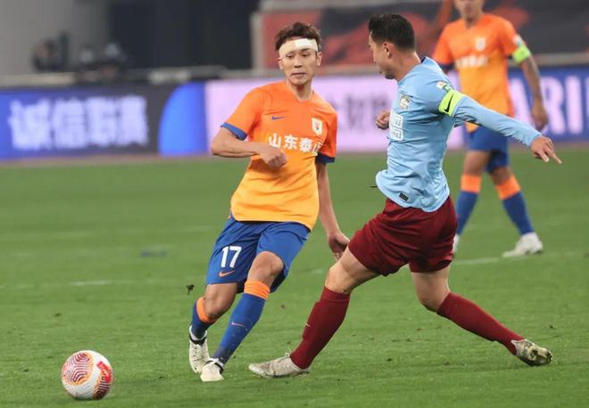 爱游戏-建业客场战平山东鲁能,双方握手言和