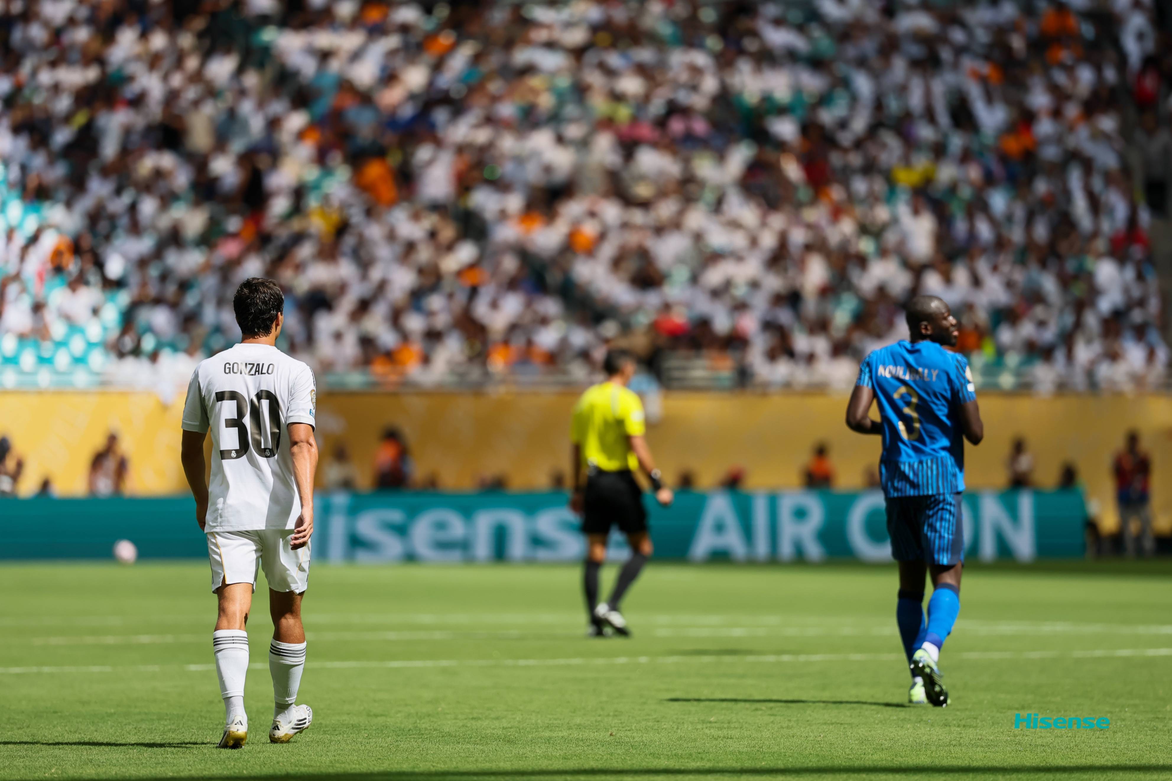 爱游戏入口-大巴黎客场惊险获胜,力克皇家马德里