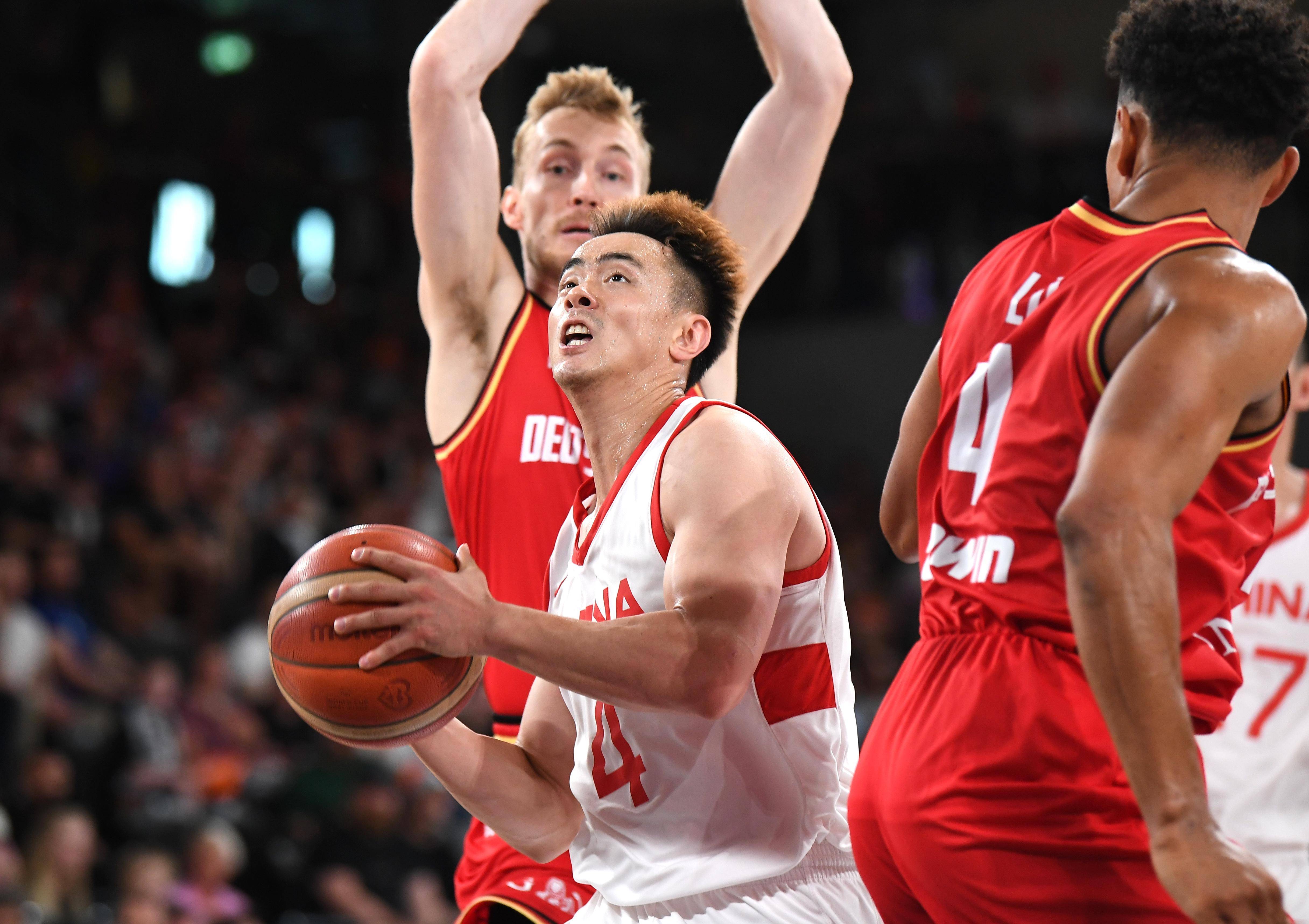 葡萄牙男篮突破重重困境，获得胜利