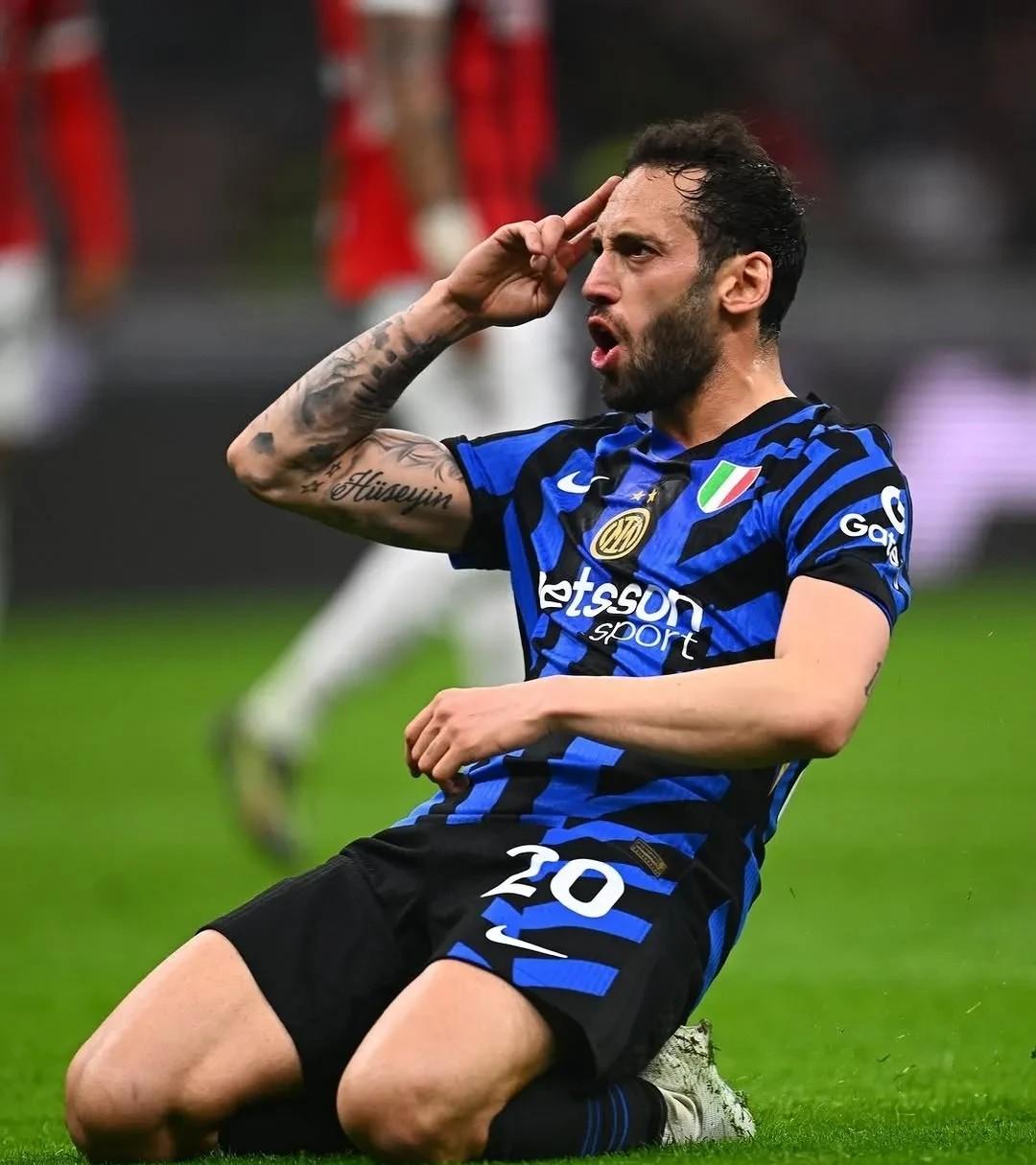 爱游戏入口-AC米兰客场不敌劲旅,蒙羞失分备受指责