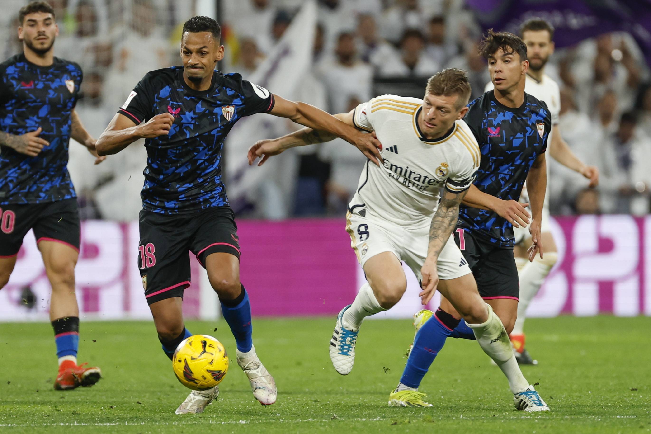 爱游戏官方-西班牙人实现主场四连胜,稳固中游位置的简单介绍