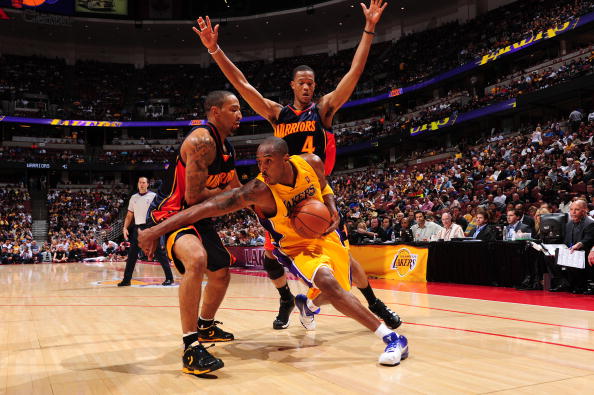 中场包夹!球队前场中场包夹频发威慑的简单介绍 中场包夹!球队前场中场包夹频发威慑的简单介绍