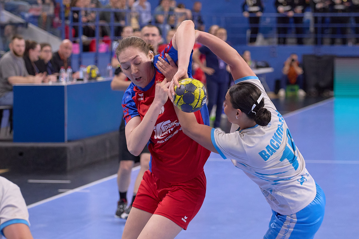 俄罗斯队实力稳定，成功晋级