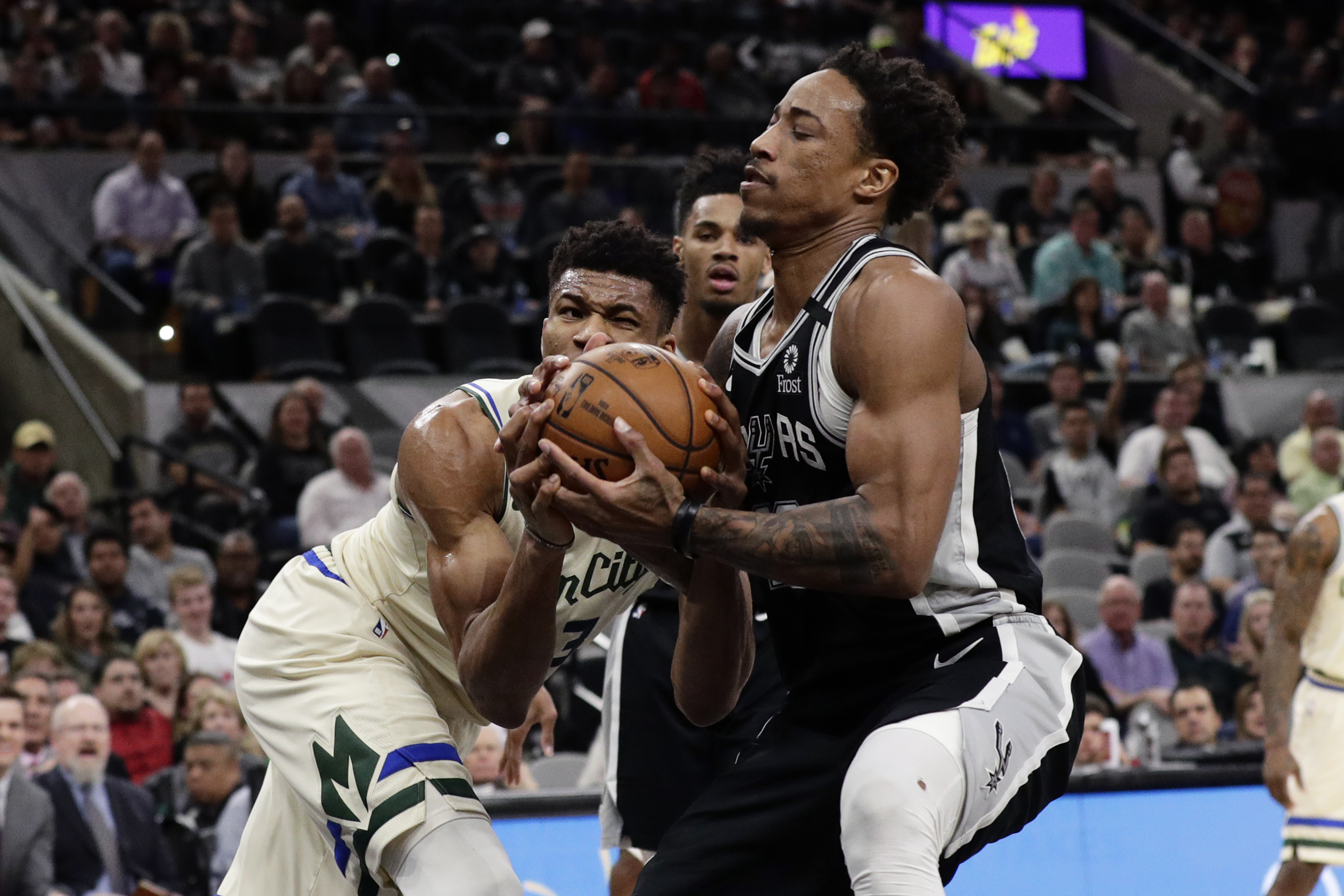 关于奥拉迪波全场高效率猛龙击败马刺的信息