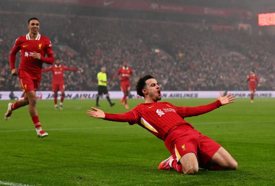 爱游戏入口-包含斯洛伐克球队奋勇拼搏,取得惊喜胜利的词条